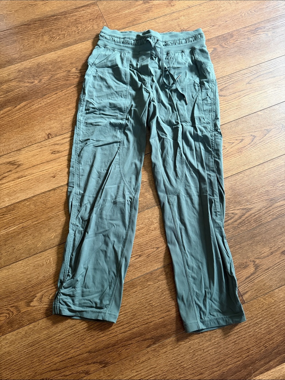 lululemon athletica Olive Green Drawstring Capris